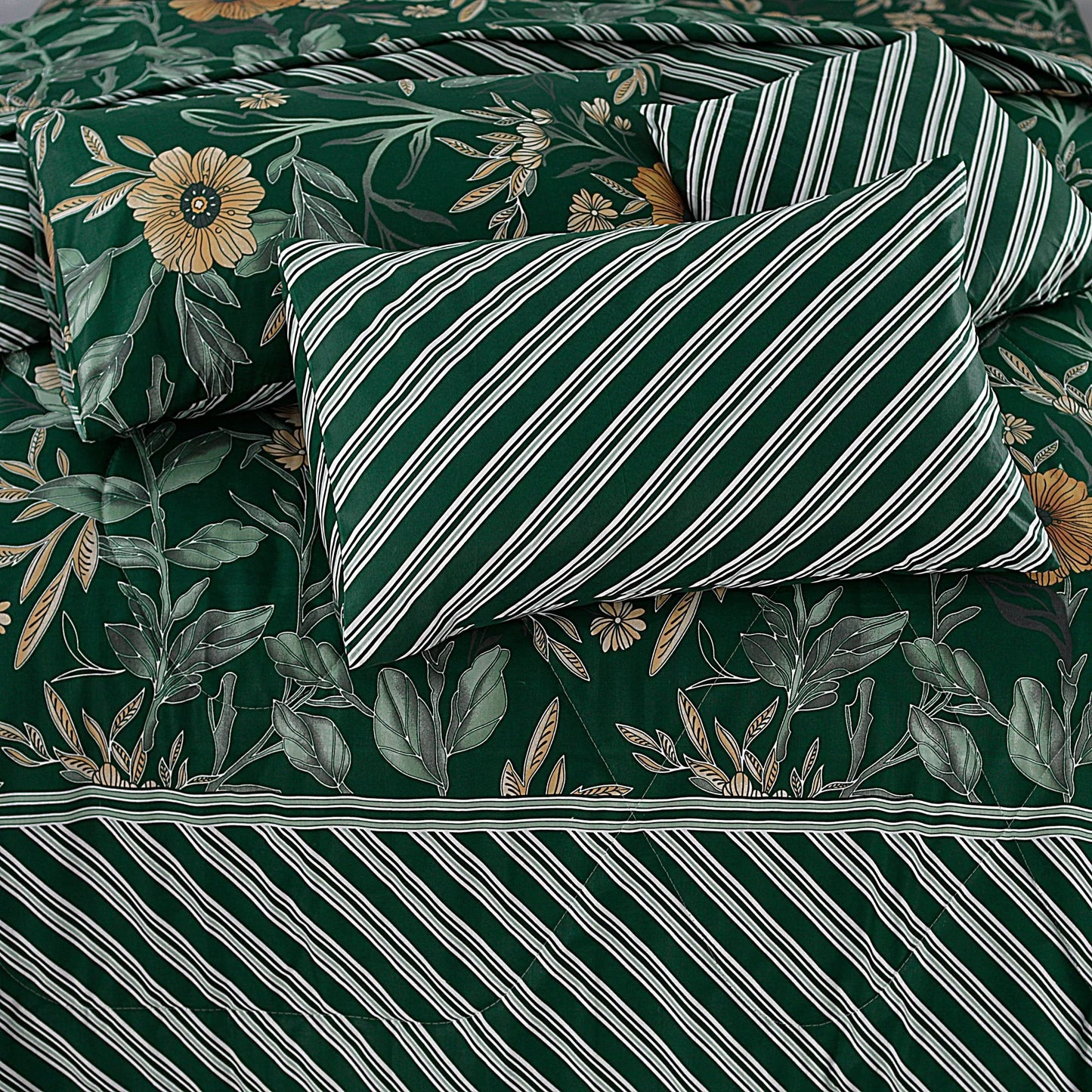 Huddle Summer King Comforter Set(Light Filling) – 7 Pcs  #MCF11